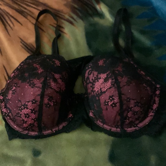 VS bra - Picture 1 of 8
